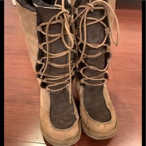 Ugg’s lace up boots